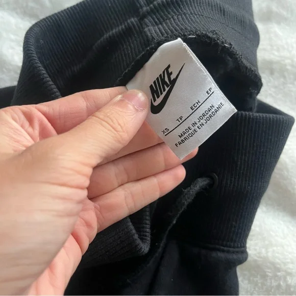 Nike Phoenix Black Sweat Shorts Fleece - Picture 3 of 3